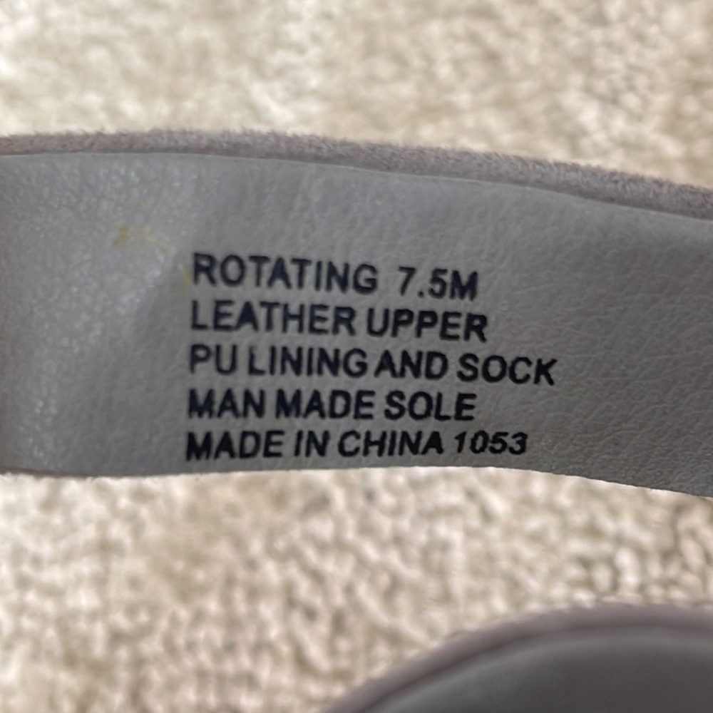 STEVE MADDEN Rotating Suede Sandals - Picture 8 of 8